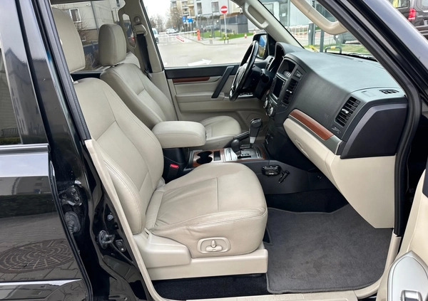 Mitsubishi Pajero cena 79999 przebieg: 261050, rok produkcji 2012 z Kowary małe 379
